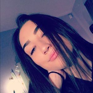 Meet your Posher, Delaney